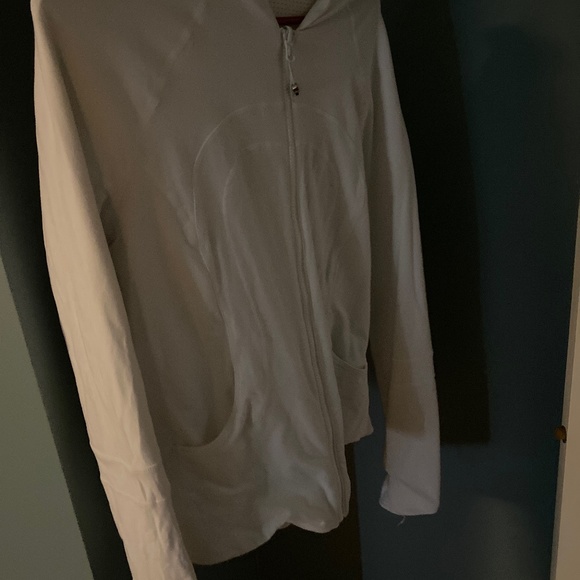 LuluLemon white jacket - Picture 1 of 2